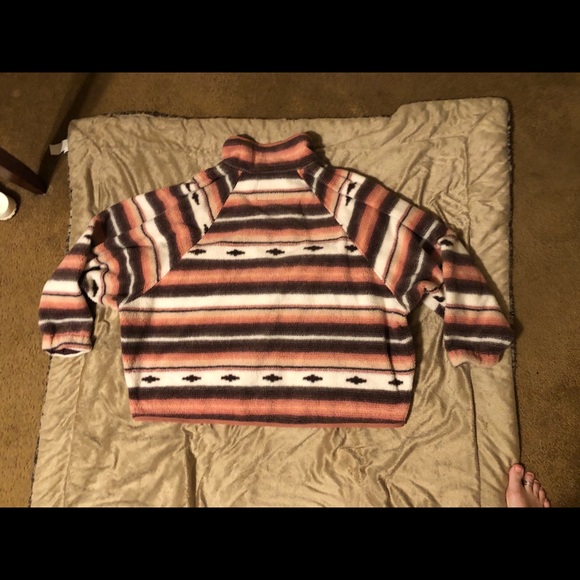 American Eagle Aztec style jacket - Picture 6 of 6